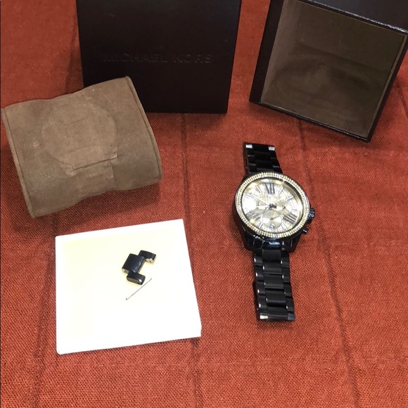 Michael Kors black and gold watch - Picture 4 of 5